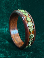 Handcrafted Wooden Bangle with Brass Floral Accents – Size 28