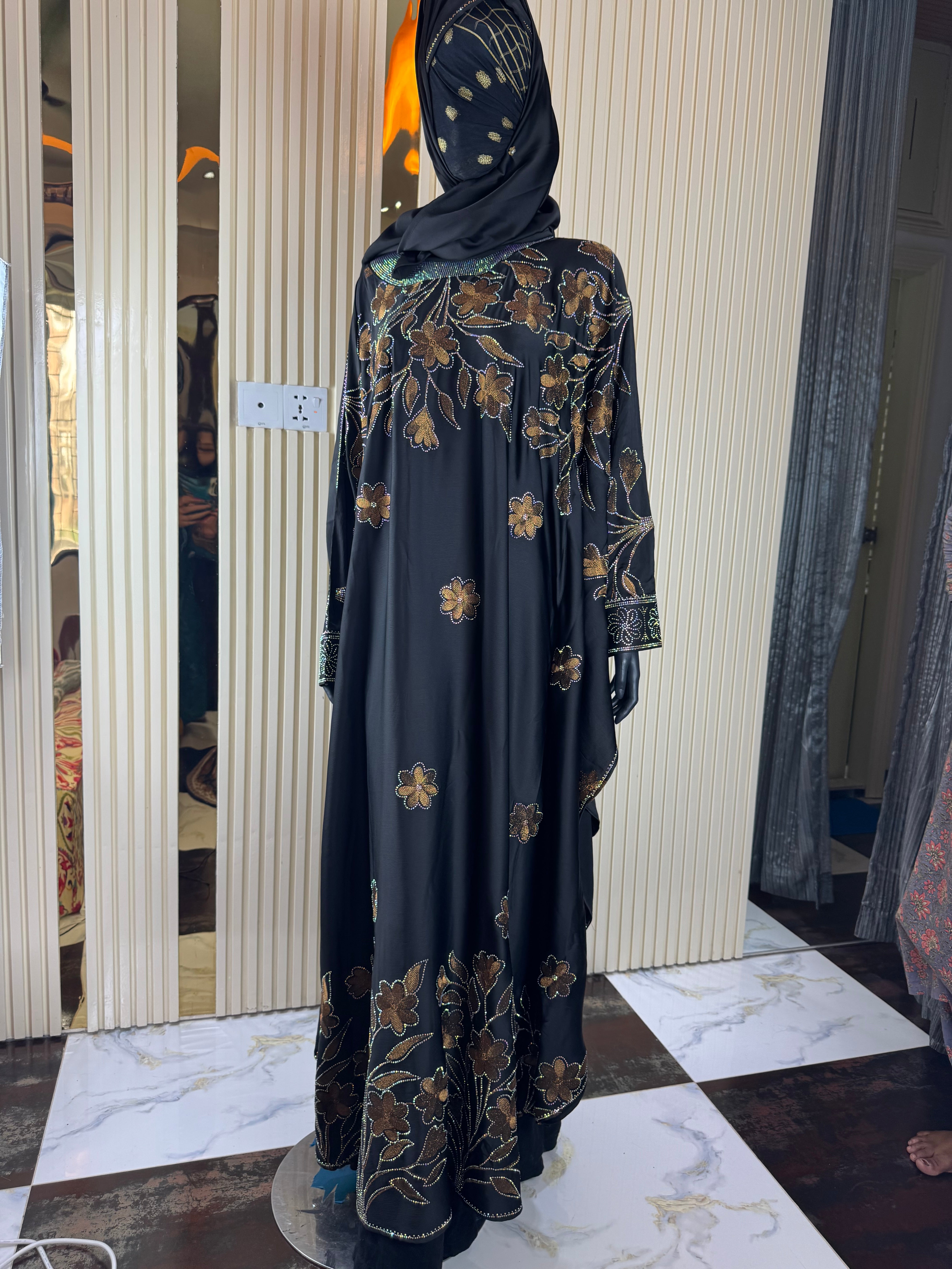 Black Abaya with Golden Embroidery & Matching Scarf – Size 56