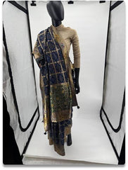 Elegant Chunri Silk Saree – A Timeless Masterpiece of Tradition and Grace