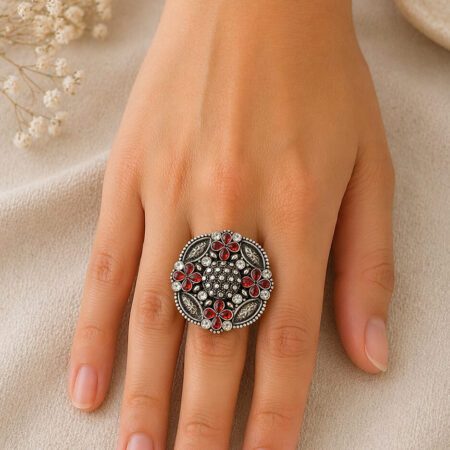 100% pure silver Oxide color, handmade design zirconia stone work in this design. Oxide, silver work.