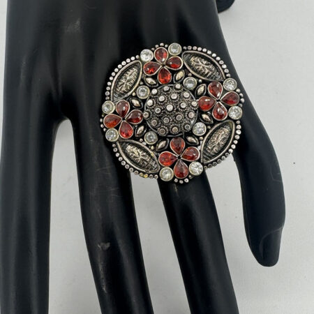 100% pure silver Oxide color, handmade design zirconia stone work in this design. Oxide, silver work. - original